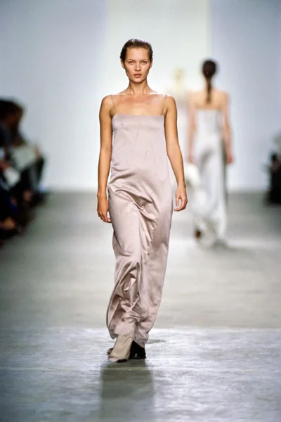 Look 77
